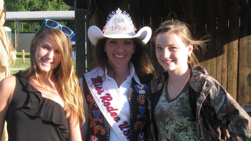 463273_10150783576489434_283844129_o