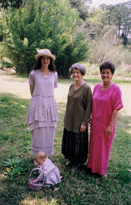 263769_10150296916479434_8233198_n